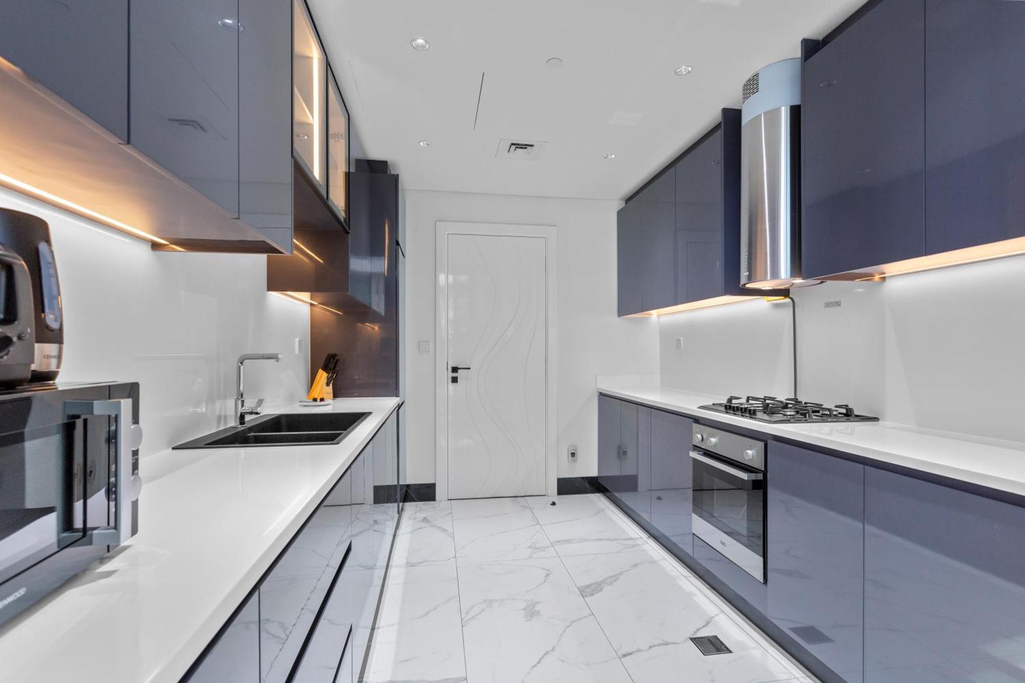 Lush Living With Jacuzzi And Burj Khalifa View Apartment *